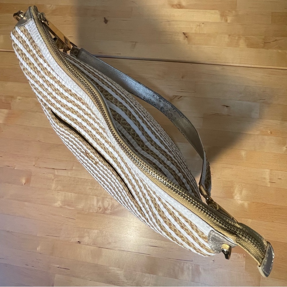Eric Javits Straw Tan White Stripe Dame Bucket Bag - Picture 8 of 16